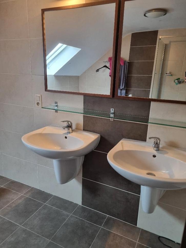 2 wastafels met kranen, badkamerspiegels, tablet, Doe-het-zelf en Bouw, Sanitair, Wastafel, Glas, Ophalen