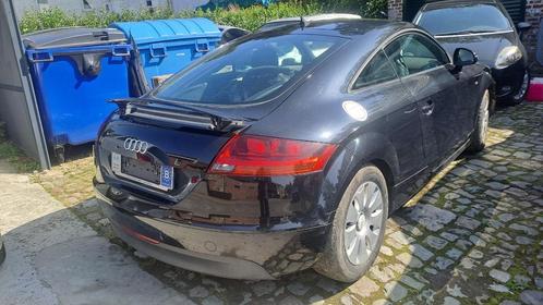 Audi TT 2.O 200CV Sline - accidenté, Autos, Audi, Particulier, TT, Essence, Euro 4, Coupé, 2 portes, Automatique, Noir, Noir, Cuir et Alcantara