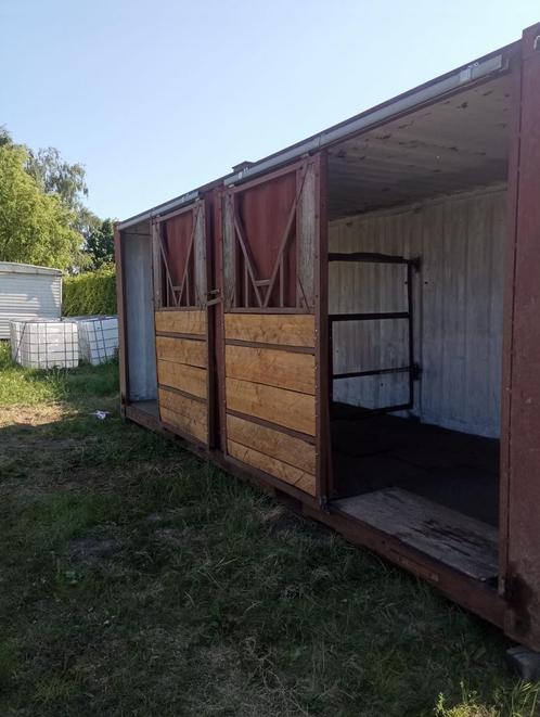Paardenstal / container, Dieren en Toebehoren, Stalling en Weidegang, Stalling, 2 of 3 paarden of pony's