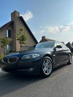 Bmw 520d F10 face lift model, Autos, BMW, Boîte manuelle, Argent ou Gris, Berline, 4 portes