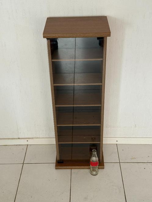 Houten vitrinekast, perfect voor het opbergen van CD, ..., Huis en Inrichting, Woonaccessoires | Cd- en Dvd-rekken, Gebruikt, Cd's of Dvd's