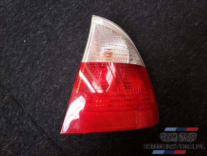 Achterlicht wit op zijpaneel rechts E46 Touring 63216928388, Autos : Pièces & Accessoires, Éclairage, BMW, Utilisé, Enlèvement ou Envoi