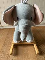 Schommelpaard met geluid (olifant), Ophalen