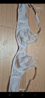 dentelle blanche Chantelle 75b, Vêtements | Femmes, Sous-vêtements & Lingerie, Chantelle, Envoi, Blanc, Soutien-gorge