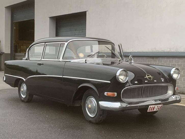 Opel rekord 1958, Auto's, Opel, Particulier, Overige modellen, Benzine, Coupé, Handgeschakeld, Zwart, Beige, Achterwielaandrijving