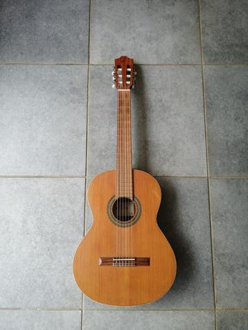 Guitare acoustique - CUENCA 10 beschikbaar voor biedingen