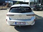Opel Astra 1.2T 110pk, Business Edition,Navigatie, Camera,, Te koop, Zilver of Grijs, Berline, Benzine