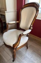 19ieme siècle: Fauteuil de style Louis Philippe