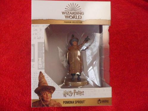 Pomona Sprout Figurine Wizarding World - Harry Potter, Collections, Statues & Figurines, Neuf, Autres types, Enlèvement ou Envoi