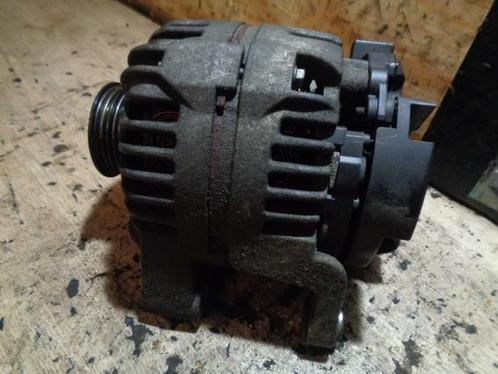 Dynamo van een Opel Corsa, Auto-onderdelen, Motor en Toebehoren, Opel, Gebruikt, 3 maanden garantie, Ophalen of Verzenden