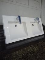 Lavabo en polybéton de 1,20 m de large x 56 m de profondeur, Maison & Meubles, Salle de bain | Meubles de Salle de bain, Utilisé