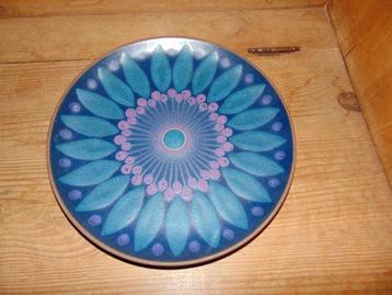 Psychedelisch wandbord in aardewerk beschikbaar voor biedingen