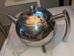 Verzilverde theepot op designstandaard., Ophalen of Verzenden, Gebruikt