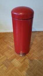 Rode vuilnisbak van 60l met pedaal - Brabantia, Huis en Inrichting, Woonaccessoires | Prullenbakken, Ophalen, Gebruikt, Met pedaal