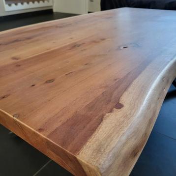 Masieve boomstam salontafel  beschikbaar voor biedingen