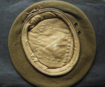 Béret Kangol 1945 d'officier de Armoured Division Motor Bn, Envoi, Armée de terre, Casque ou Béret