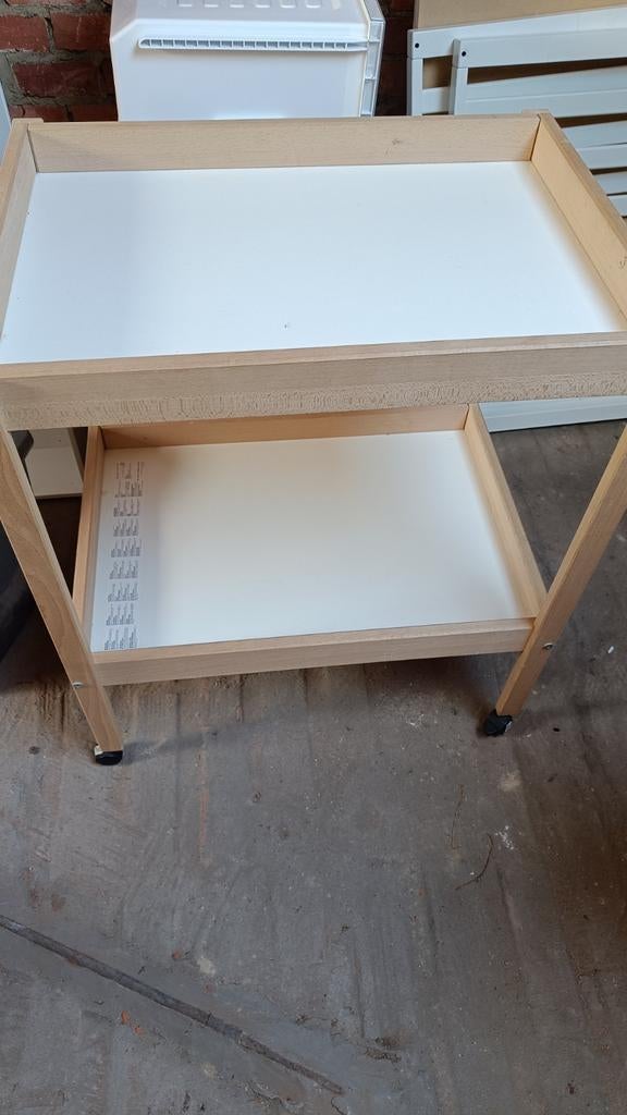 Verzorging tafel, Ophalen
