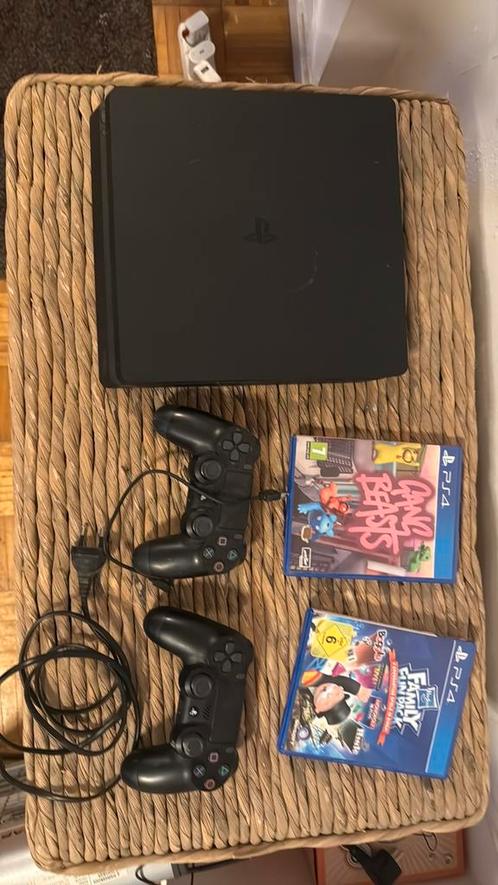 Playstation 4, Games en Spelcomputers, Spelcomputers | Sony PlayStation 4, Zo goed als nieuw, Met 2 controllers, Ophalen