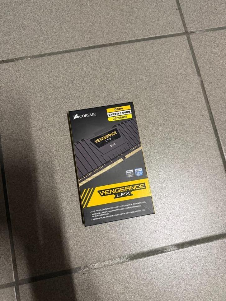 Corsair 64 GB DDR4-3200 Kit werkgeheugen, Computers en Software, RAM geheugen, Zo goed als nieuw, Desktop, 64 GB, DDR4, Ophalen of Verzenden