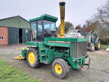 Broyeur à maïs John Deere 5440 disponible aux enchères