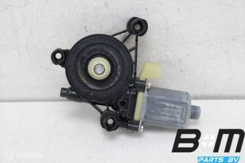 Raammotor linksvoor Audi A3 8V 5Q0959802B beschikbaar voor biedingen
