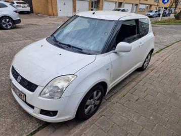 Suzuki Swift Benzine beschikbaar voor biedingen