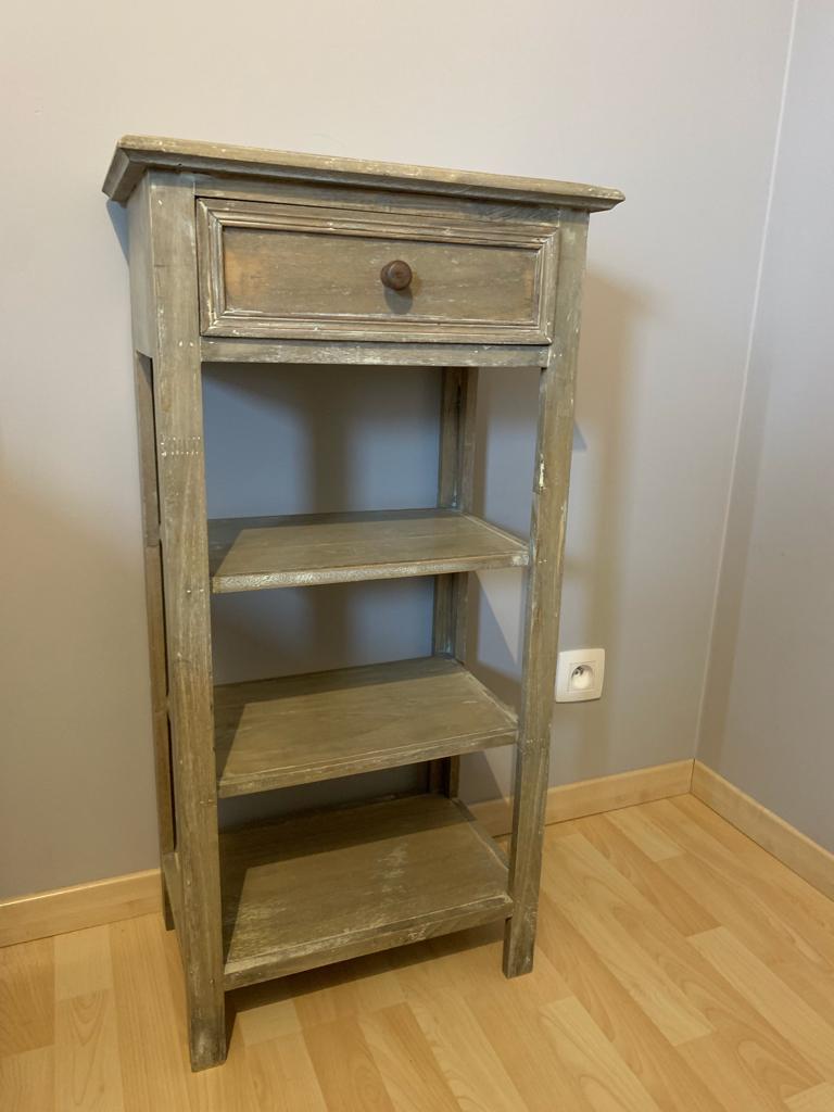 Table de chevet en bois, 70 cm ou plus, Comme neuf, Moins de 45 cm, Enlèvement