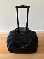 Piloten trolley van merk Delsey (handbagage), Ophalen