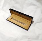 Vintage S.T.Dupont balpen van zilverkleurig metaal, Verzamelen, Pennenverzamelingen, Met doosje, Zo goed als nieuw, Vulpen, Ophalen