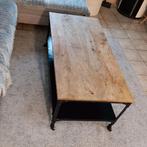 Table basse, Enlèvement