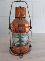 Antieke koperen scheepslamp, Enlèvement