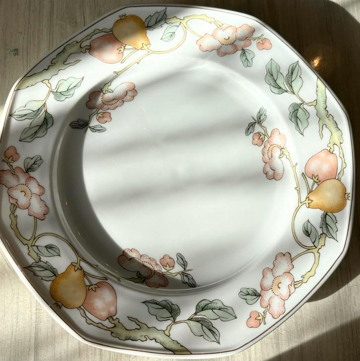 Assiette à dessert «Fruit Garden» Villeroy & Boch, Antiquités & Art, Antiquités | Porcelaine, Enlèvement ou Envoi