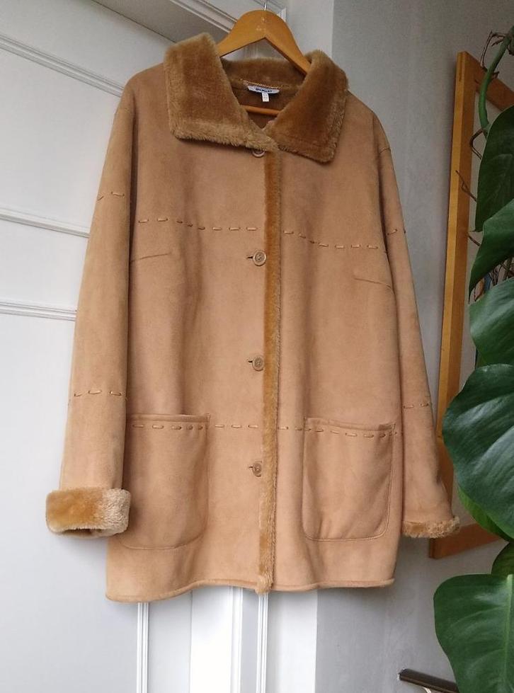 y2k - Damart omgekeerde teddy jas sz 48-50  zgan, Kleding | Dames, Jassen | Winter, Zo goed als nieuw, Maat 46/48 (XL) of groter