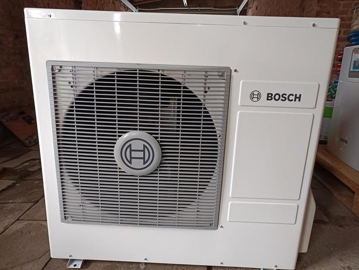 Lucht water warmtepomp nieuw met alles erbij., Elektronische apparatuur, Airco's, Zo goed als nieuw, Ophalen