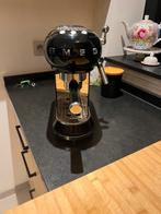Smeg koffiemachine, Elektronische apparatuur, Koffiezetapparaten, 10 kopjes of meer, Koffiemachine, Gemalen koffie, Zo goed als nieuw