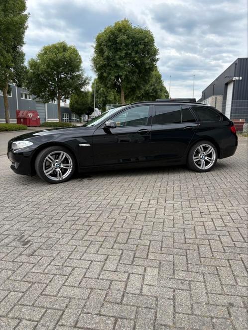 Hele nette sportieve BMW 525D 218pk, Auto's, BMW, Particulier, 5 Reeks, ABS, Airbags, Airconditioning, Alarm, Bluetooth, Boordcomputer