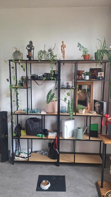 Open kast, boeken kast, decoratierek beschikbaar voor biedingen
