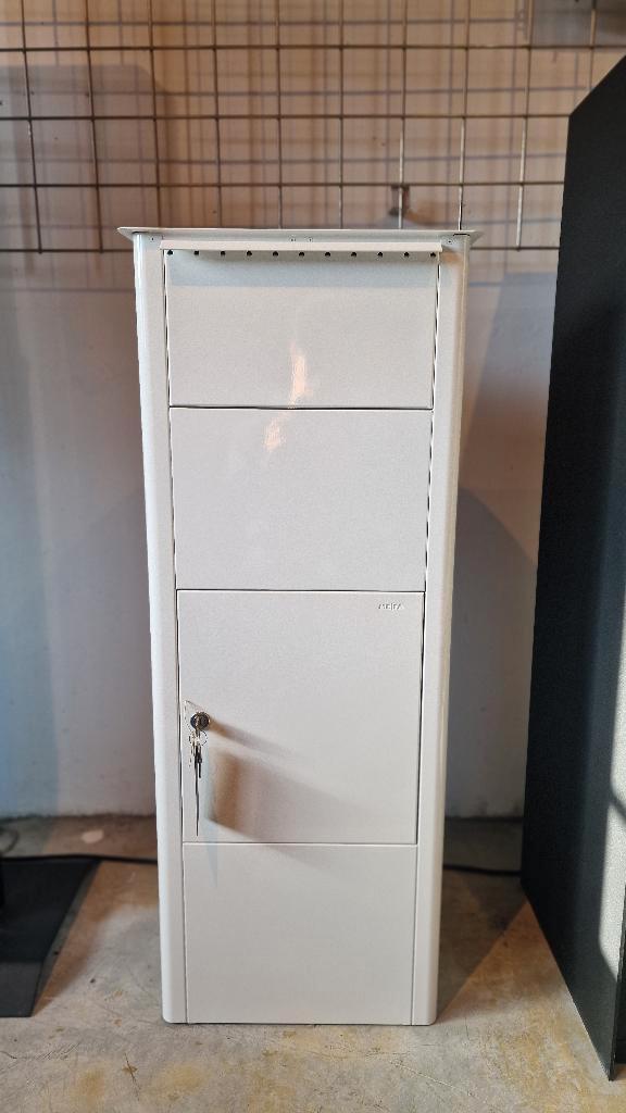 Brievenbus - Mefa 457 beech, Tuin en Terras, Brievenbussen, Nieuw, Staande brievenbus, Staal, Ophalen