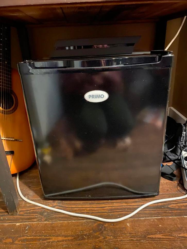 PRIMO PR117DV Kleine Diepvries - 33L - Zwart, Elektronische apparatuur, Koelkasten en IJskasten, Zo goed als nieuw, Ophalen