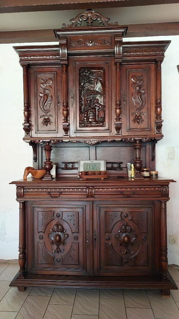 Tweeledige antieke gesculpteerde buffetkast, Antiek en Kunst, Antiek | Meubels | Kasten, Ophalen