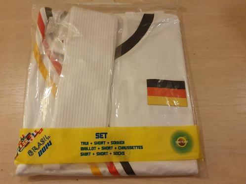 Nieuwe set van het Duitse team T 12 jaar, Sport en Fitness, Voetbal, Nieuw, Trainingspak, Ophalen of Verzenden