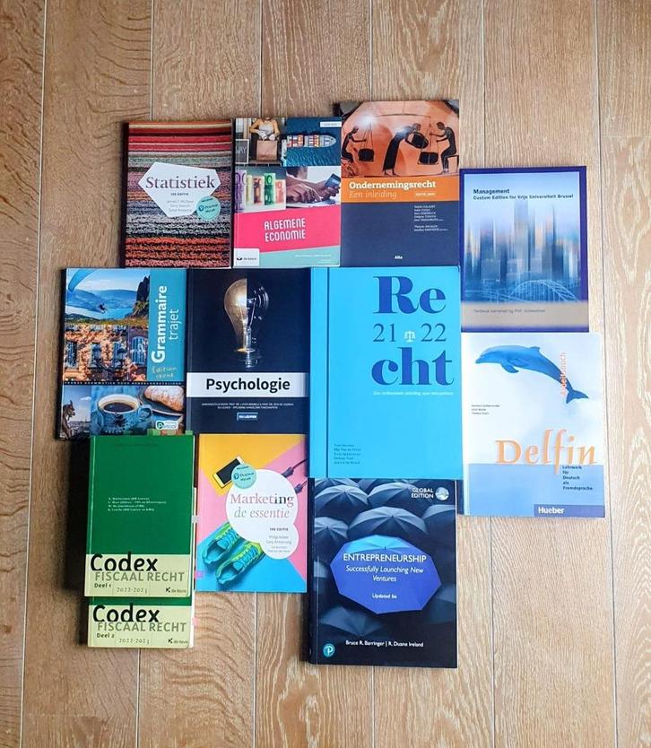 Boeken 1ste, 2de & 3de Bachelor Handelswetenschappen te koop, Boeken, Schoolboeken, Zo goed als nieuw, Ophalen of Verzenden