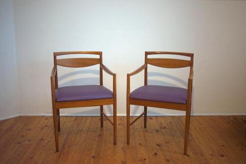 Set van 2 fauteuils, ontworpen door A.H. McIntosh Furniture,, Huis en Inrichting, Overige Huis en Inrichting, Ophalen