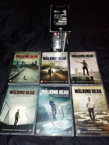 Te koop in een complete dvd-boxset Seasons 1 tot 6 Walking D beschikbaar voor biedingen