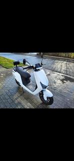 Elektronische scoeter, Fietsen en Brommers, Ophalen, Overige modellen, Elektrisch, Klasse A (25 km/u)