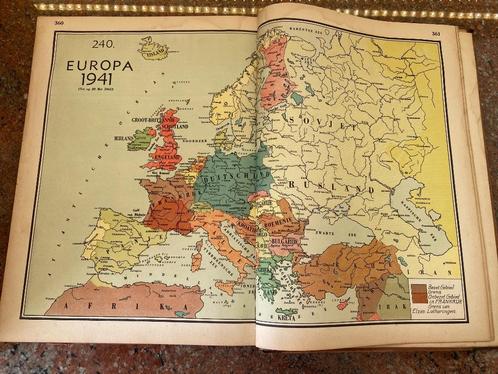 Zeldzame Oude Atlas patria’s wereldatlas oorlog versie 1943, Boeken, Atlassen en Landkaarten, Gelezen, Ophalen of Verzenden