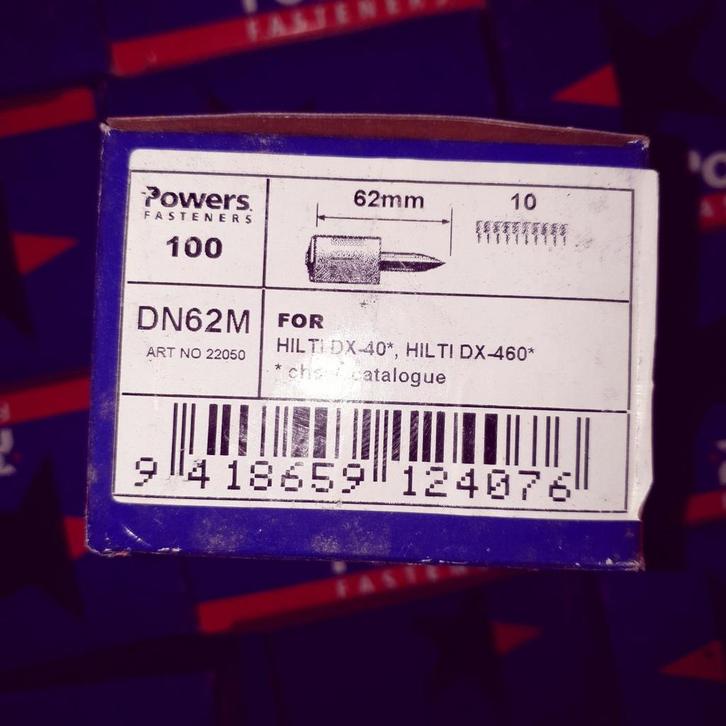 Lot de 36 boites de clous Hilti, Hobby & Loisirs créatifs, Bricolage