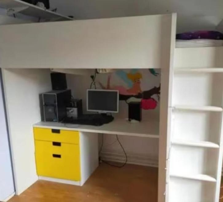 Ikea hoogslaper + bureau, Kinderen en Baby's, Kinderkamer | Stapelbedden en Hoogslapers, Gebruikt, Hoogslaper, Ophalen