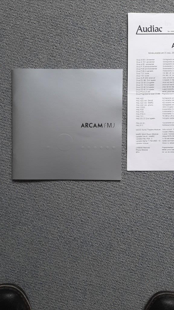 Vintage catalogus uit 2002 van de Arcam FMJ serie HiFi, Audio, Tv en Foto, Stereoketens, Nieuw, Cd-speler, Dvd-speler, Tuner of Radio
