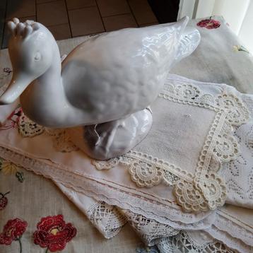 Canard en porcelaine, Enlèvement